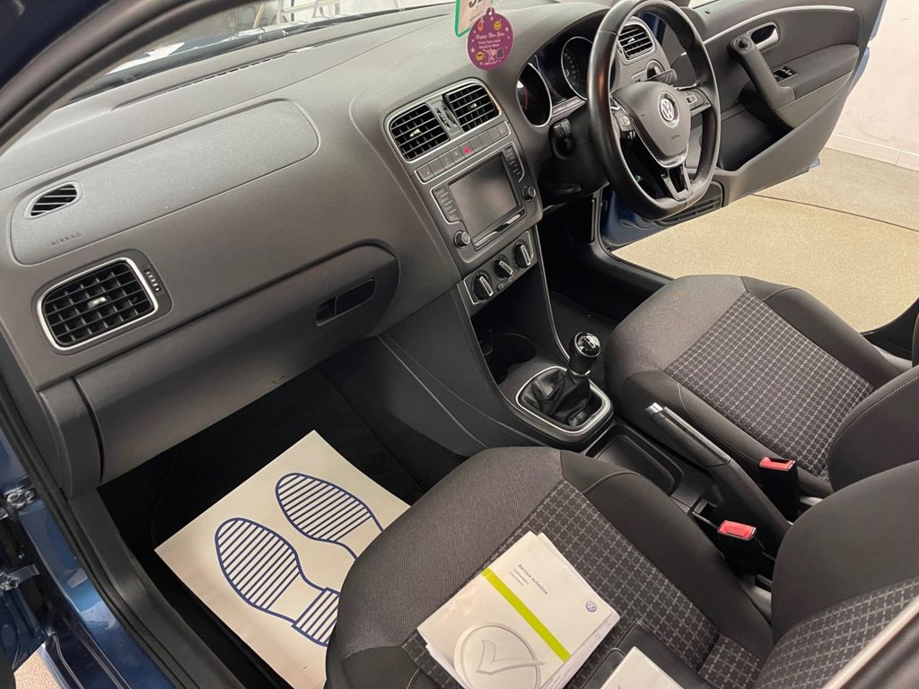 Used Volkswagen Polo 2015 for sale - 76665760: Photo 22