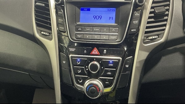 Used Hyundai i30 2012 for sale - 76323573: Photo 4