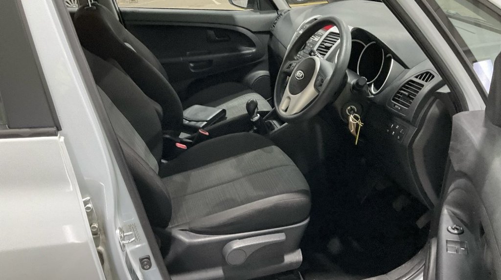 Used Kia Venga 2012 for sale - 77161762: Photo 3