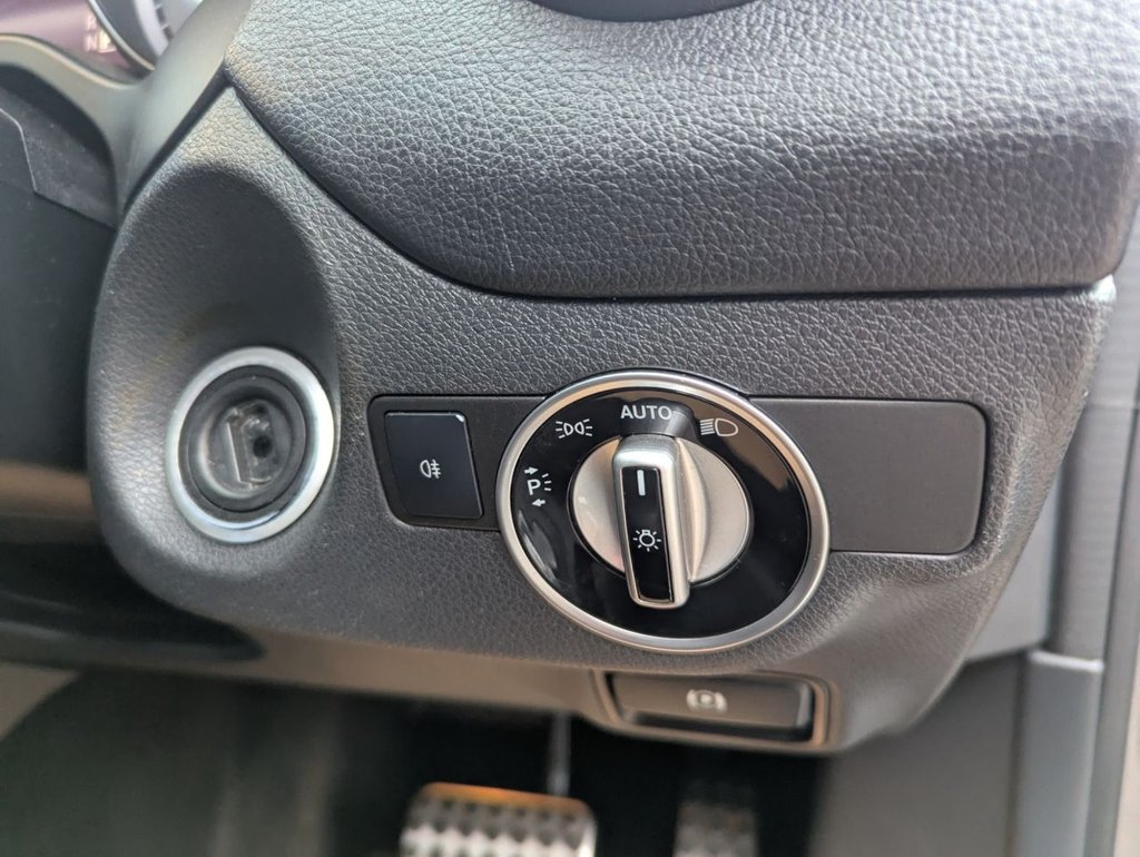 Used Mercedes-Benz CLA 2015 for sale - 76280291: Photo 12