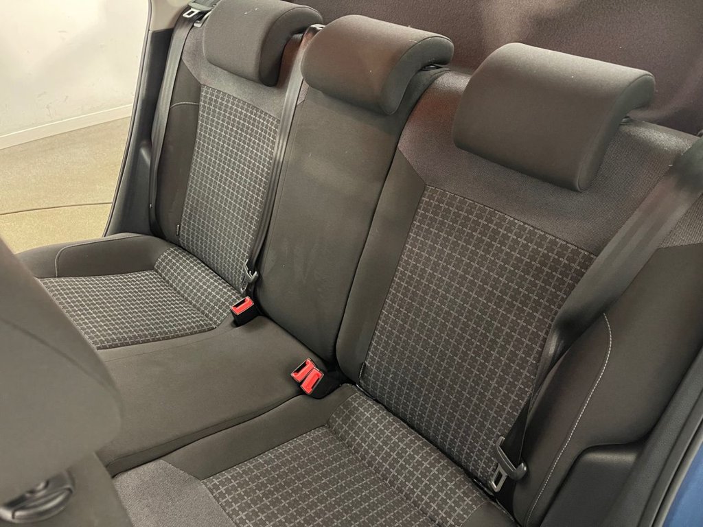 Used Volkswagen Polo 2015 for sale - 76883084: Photo 21