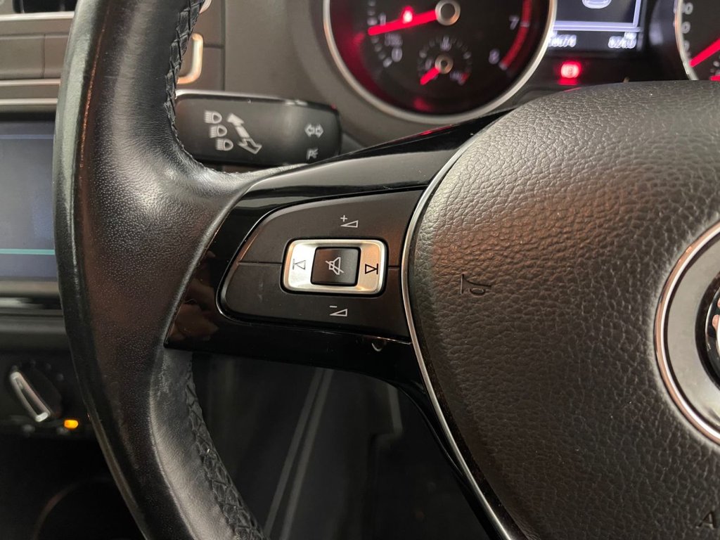 Used Volkswagen Polo 2015 for sale - 76883084: Photo 29