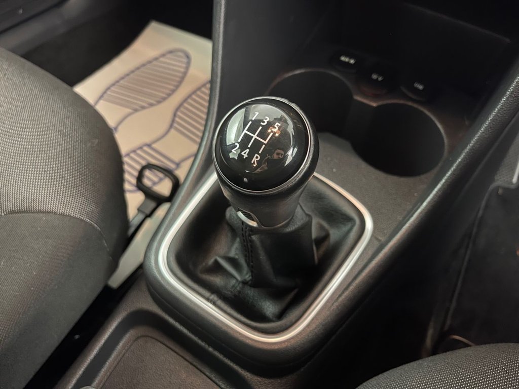 Used Volkswagen Polo 2015 for sale - 76883084: Photo 38