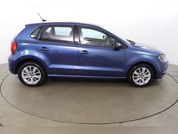 Used Volkswagen Polo 2015 for sale - 76883084: Photo