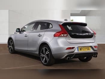 Used Volvo V40 2017 for sale - 79632269: Photo