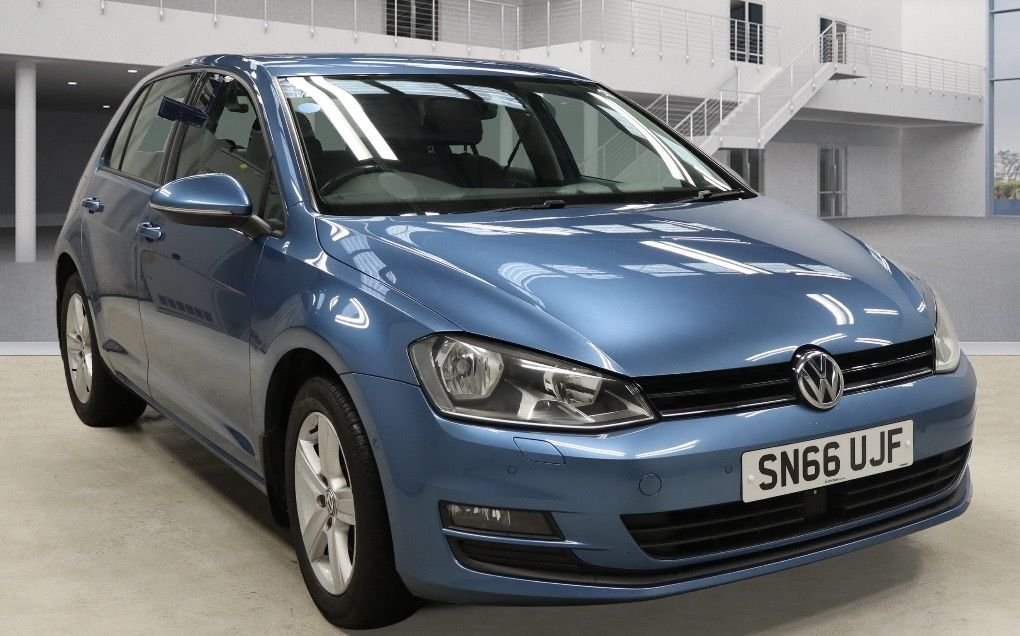 Used Volkswagen Golf 2016 for sale - 77734651: Photo 1