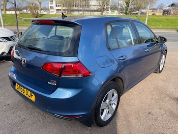 Used Volkswagen Golf 2016 for sale - 77734651: Photo