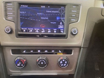 Used Volkswagen Golf 2016 for sale - 77384149: Photo