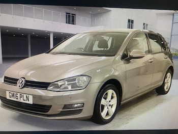 Used Volkswagen Golf 2016 for sale - 77384149: Photo