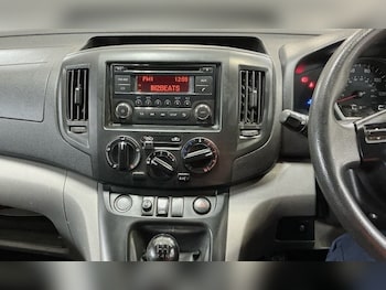 Used Nissan NV200 2018 for sale - 78082874: Photo