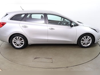 Used Kia Ceed 2013 for sale - 77666617: Photo