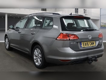 Used Volkswagen Golf 2016 for sale - 77810034: Photo