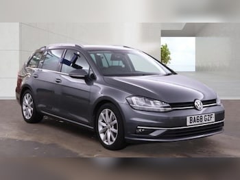 Used Volkswagen Golf 2019 for sale - 78468596: Photo