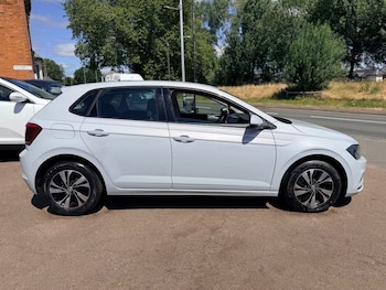 Used Volkswagen Polo 2019 for sale - 78975066: Photo