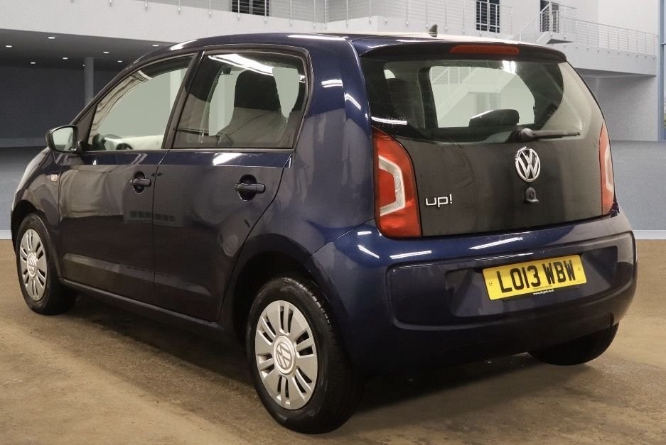 Used Volkswagen up! 2013 for sale - 77780586: Photo 2