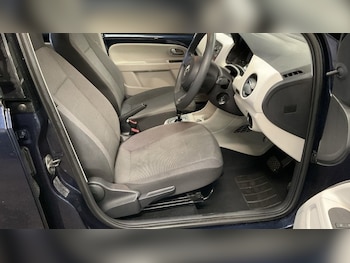 Used Volkswagen up! 2013 for sale - 77780586: Photo