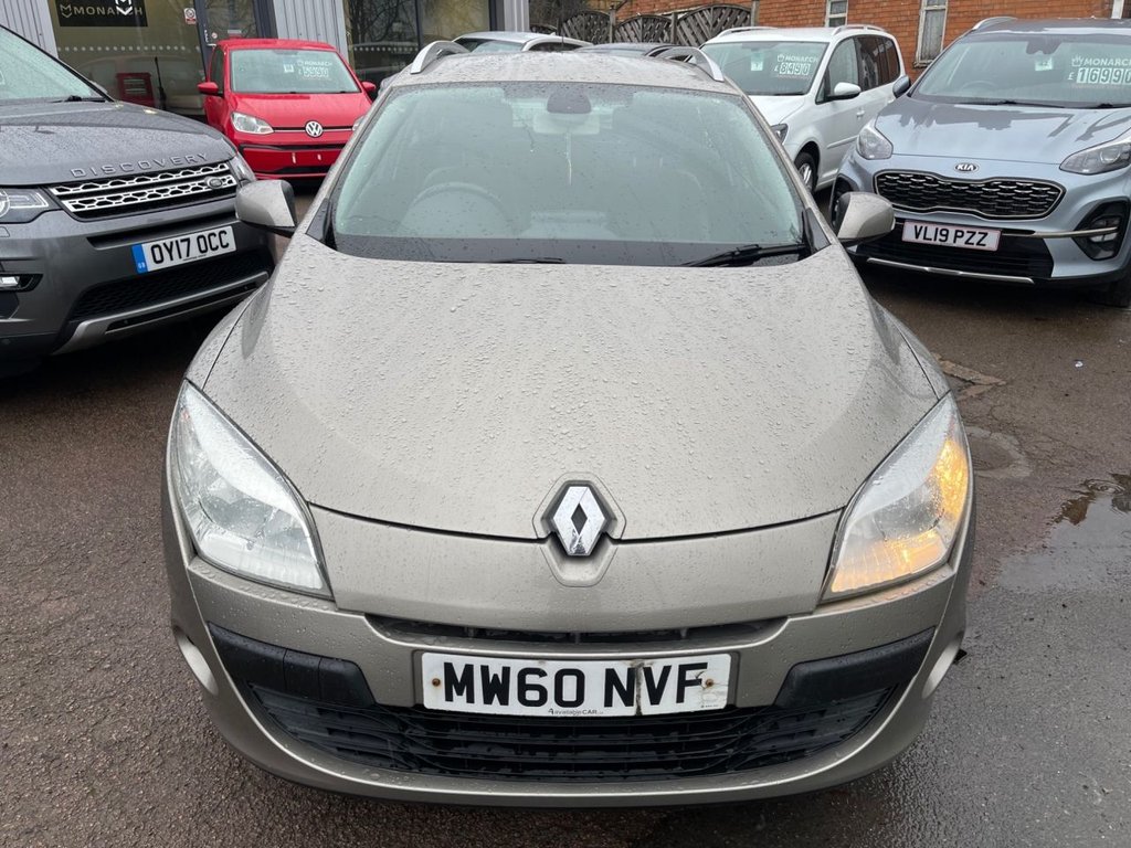 Used Renault Megane 2011 for sale - 77241567: Photo 2