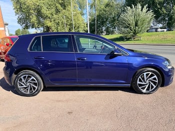 Used Volkswagen Golf 2019 for sale - 79498797: Photo