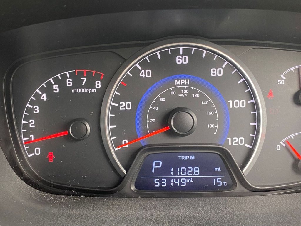 Used Hyundai i10 2014 for sale - 76210245: Photo 12