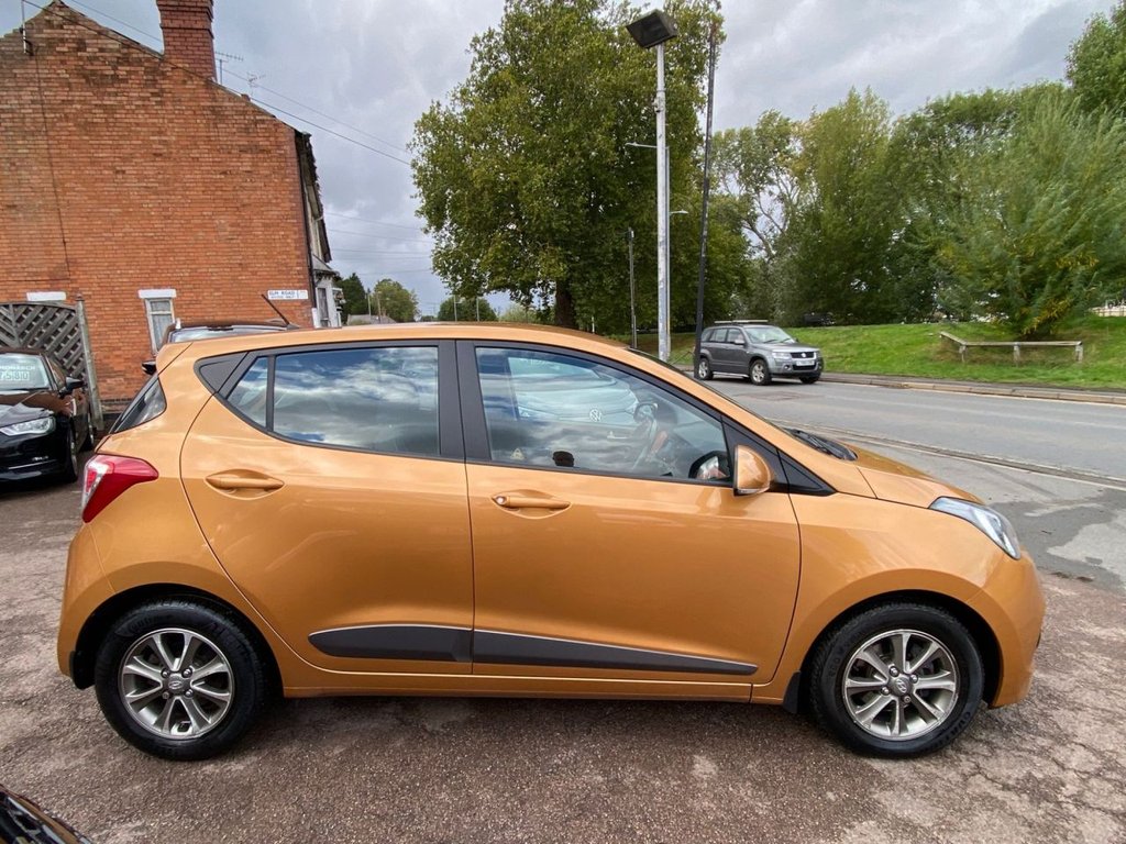 Used Hyundai i10 2014 for sale - 76210245: Photo 21