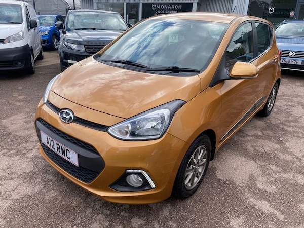 Used Hyundai i10 2014 for sale - 76210245: Photo 2