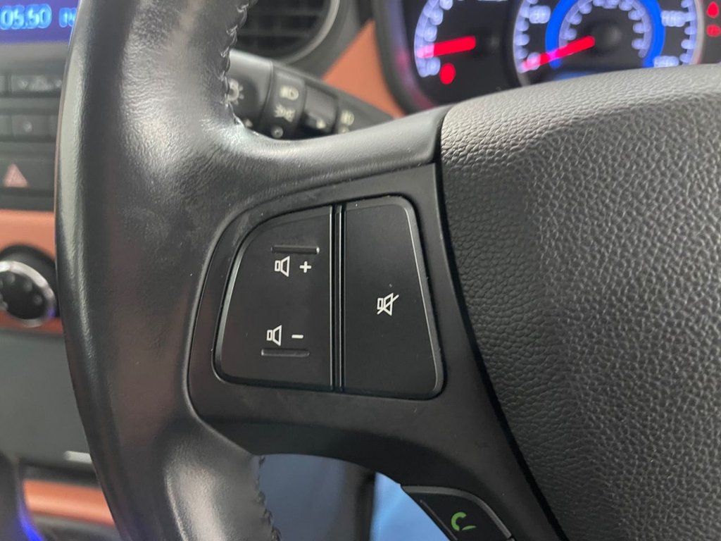 Used Hyundai i10 2014 for sale - 76210245: Photo 35