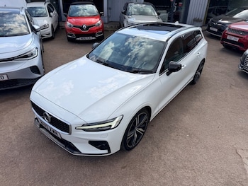 Used Volvo V60 2019 for sale - 79276316: Photo