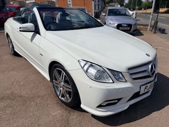 Used Mercedes-Benz E Class 2011 for sale - 79394490: Photo
