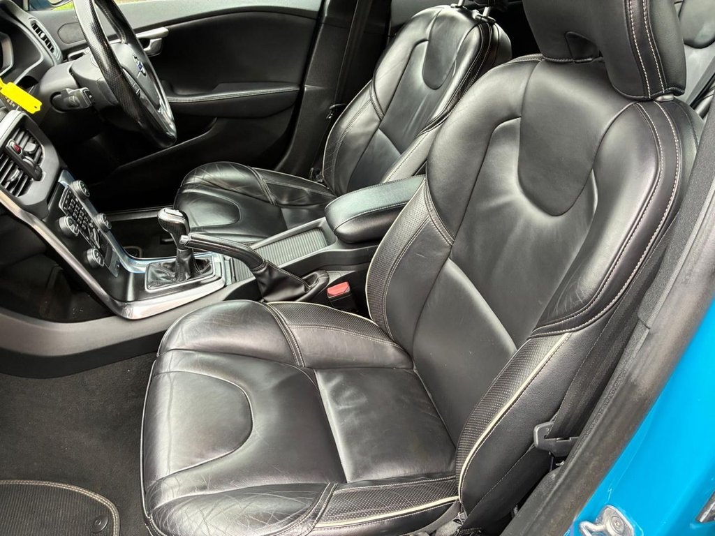 Used Volvo V40 2015 for sale - 77799803: Photo 6