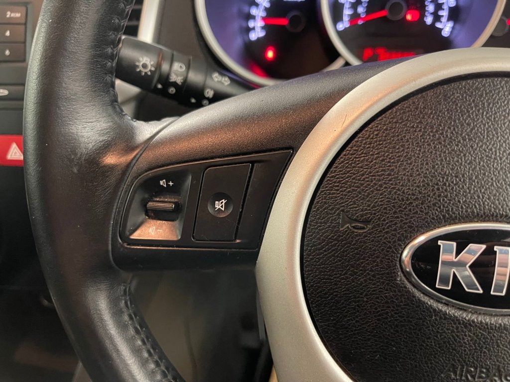 Used Kia Venga 2014 for sale - 76445797: Photo 26