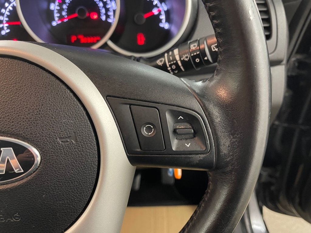 Used Kia Venga 2014 for sale - 76445797: Photo 28