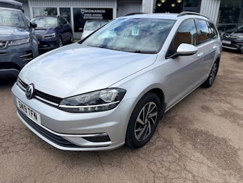 Used Volkswagen Golf 2019 for sale - 78964325: Photo