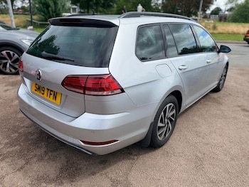 Used Volkswagen Golf 2019 for sale - 78964325: Photo