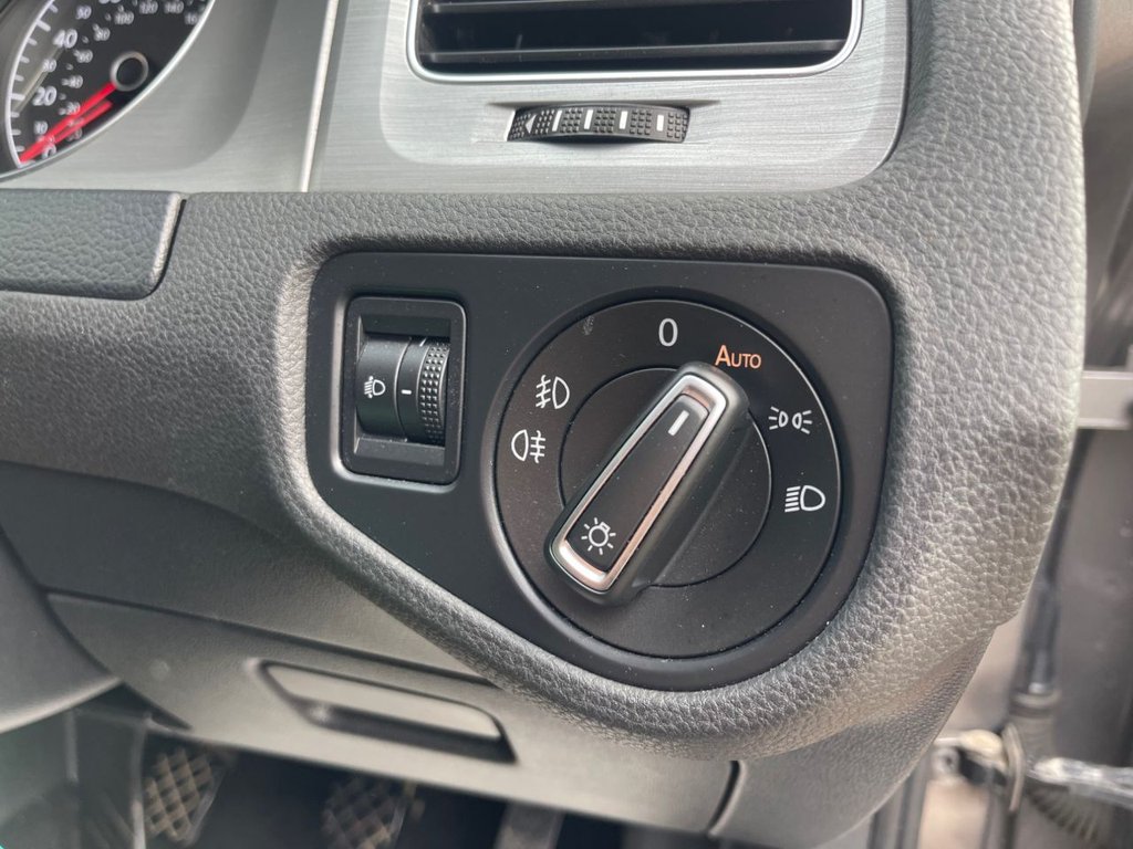 Used Volkswagen Golf 2015 for sale - 76048672: Photo 18