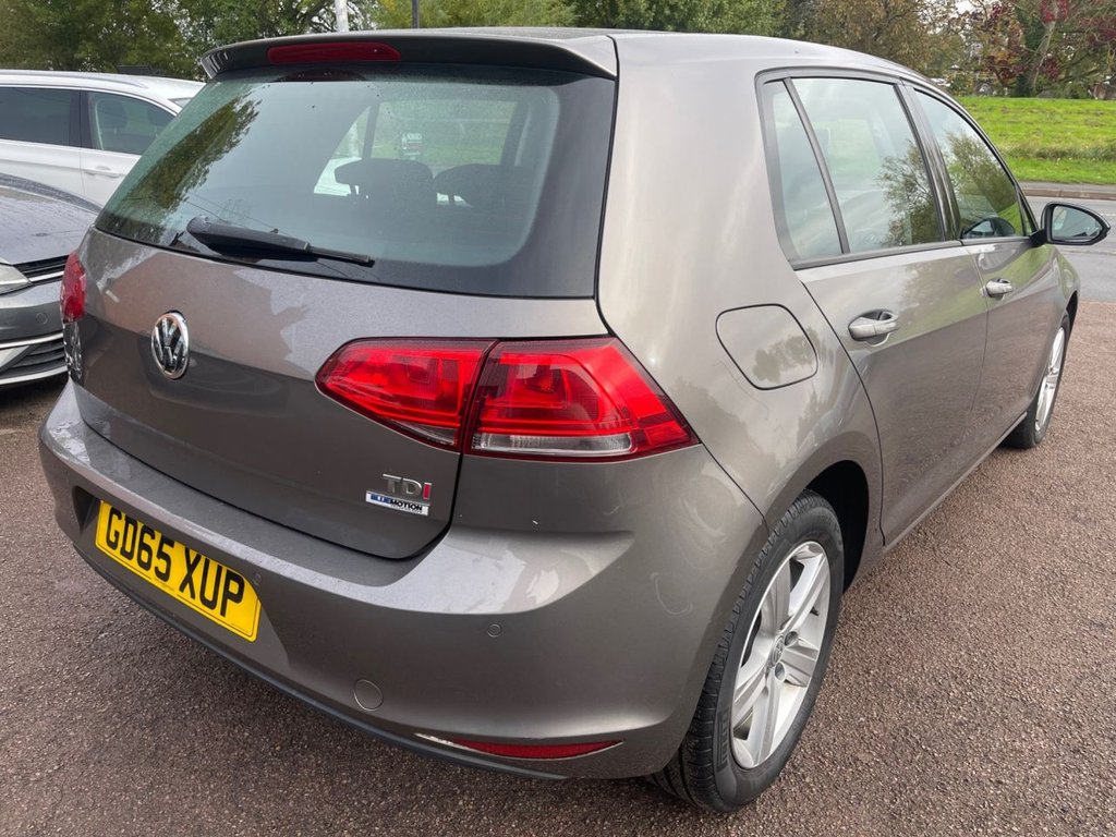 Used Volkswagen Golf 2015 for sale - 76048672: Photo 5