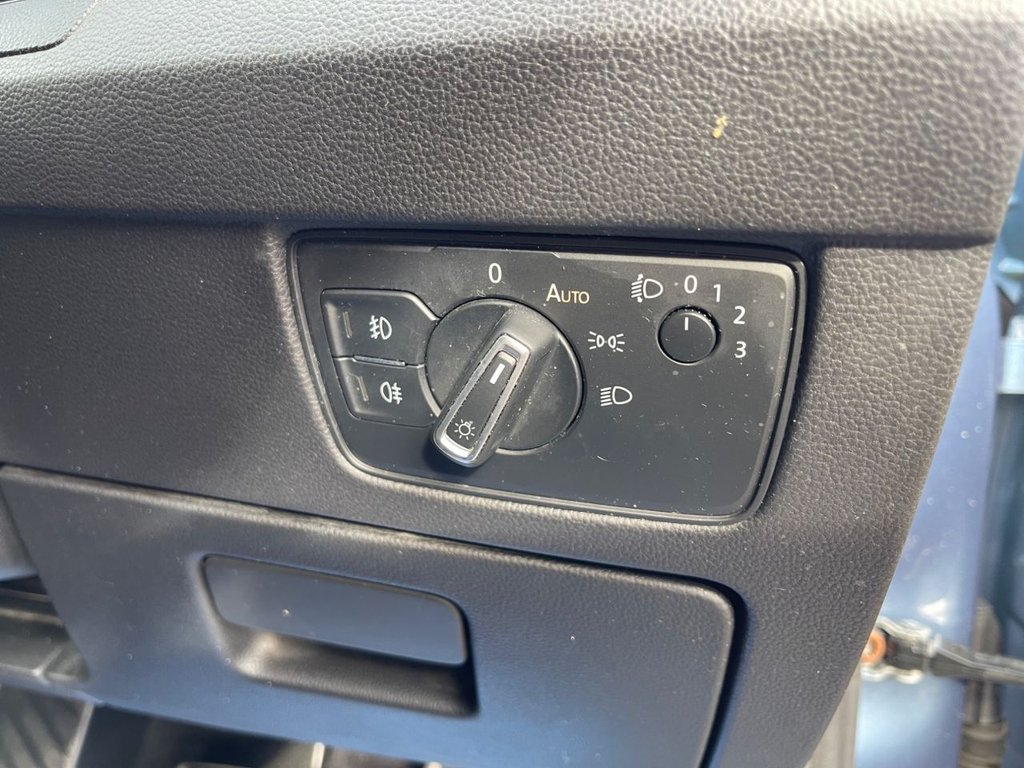 Used Volkswagen Passat 2016 for sale - 75877635: Photo 17