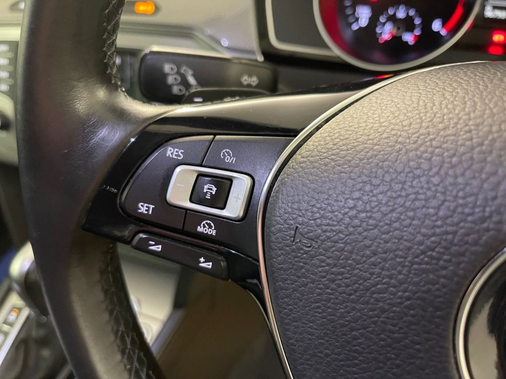 Used Volkswagen Passat 2016 for sale - 75877635: Photo 35