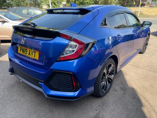 Used Honda Civic 2019 for sale - 75502687: Photo 5