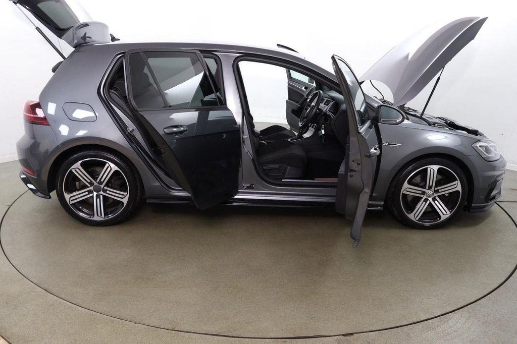 Used Volkswagen Golf 2018 for sale - 77608789: Photo 12