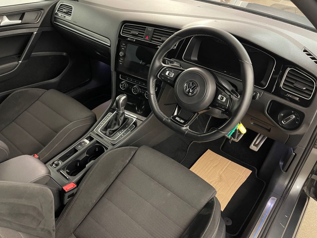 Used Volkswagen Golf 2018 for sale - 77608789: Photo 27