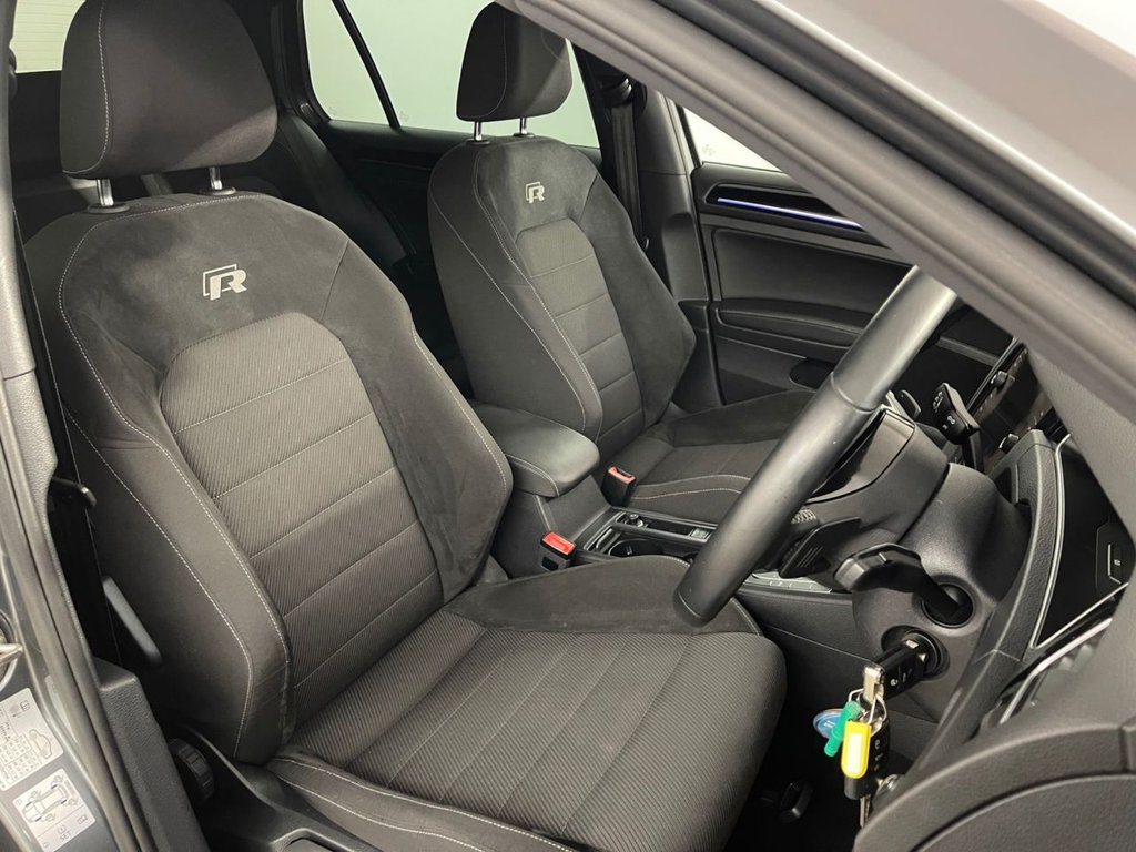 Used Volkswagen Golf 2018 for sale - 77608789: Photo 31