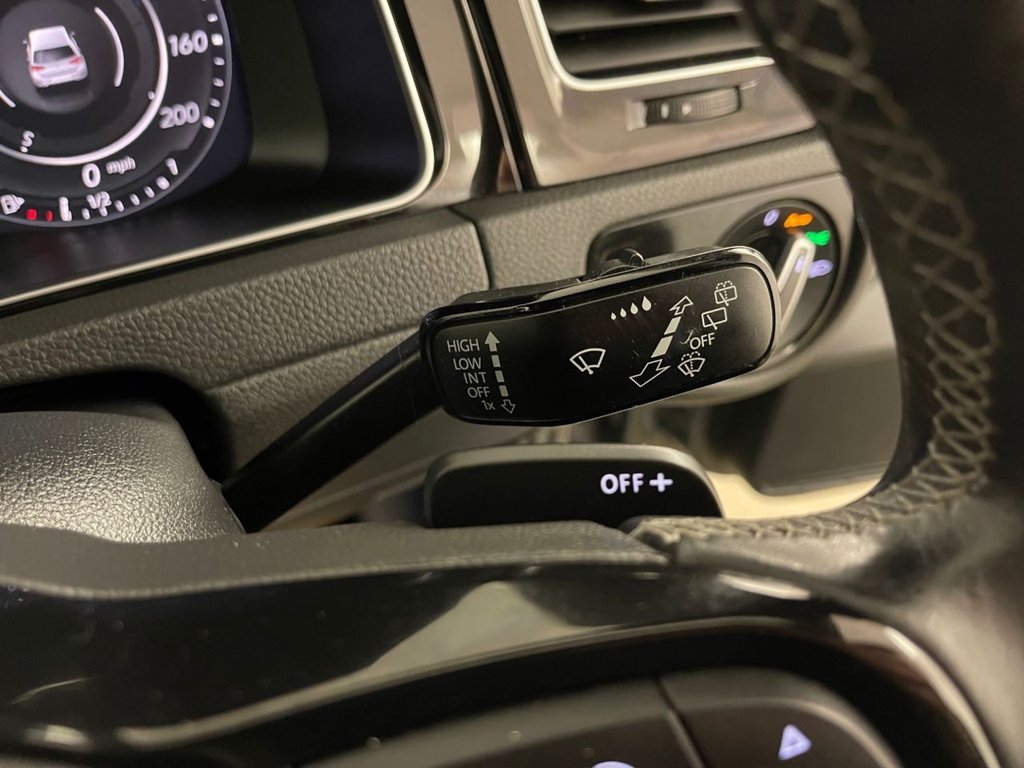 Used Volkswagen Golf 2018 for sale - 77608789: Photo 33