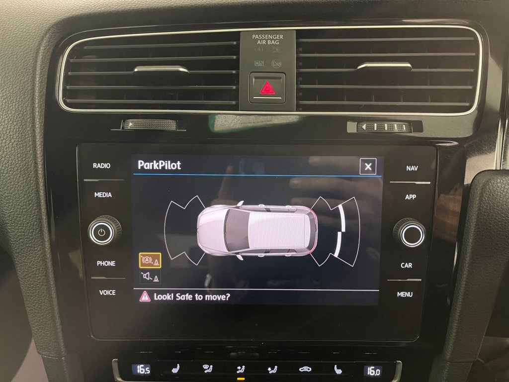 Used Volkswagen Golf 2018 for sale - 77608789: Photo 35