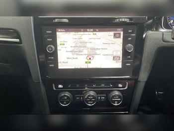 Used Volkswagen Golf 2018 for sale - 77608789: Photo