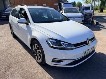 Used Volkswagen Golf 2020 for sale - 79032178: Photo