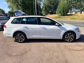 Used Volkswagen Golf 2020 for sale - 79032178: Photo