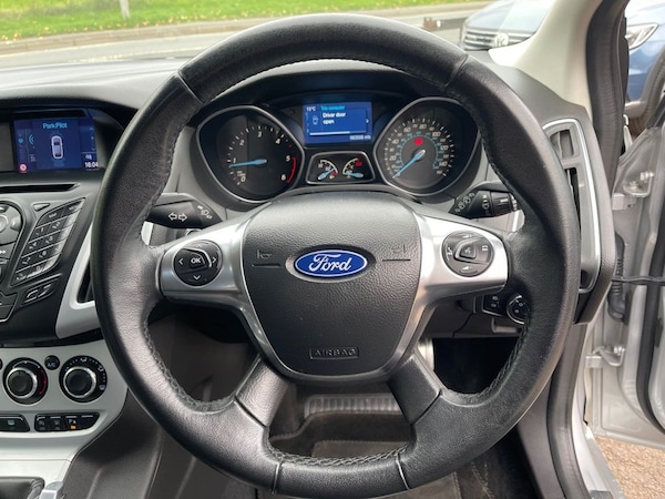 Used Ford Focus 2013 for sale - 76312949: Photo 15