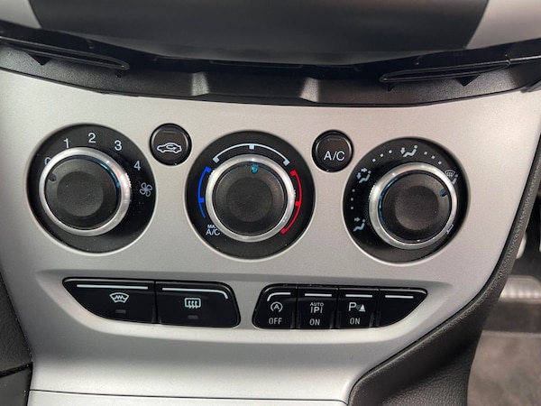 Used Ford Focus 2013 for sale - 76312949: Photo 29