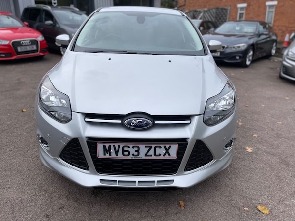 Used Ford Focus 2013 for sale - 76312949: Photo 2