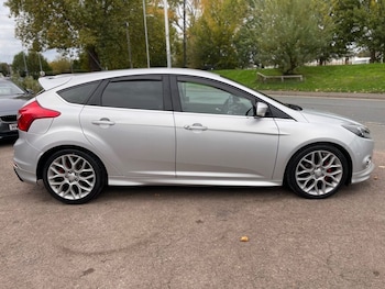 Used Ford Focus 2013 for sale - 76312949: Photo 4